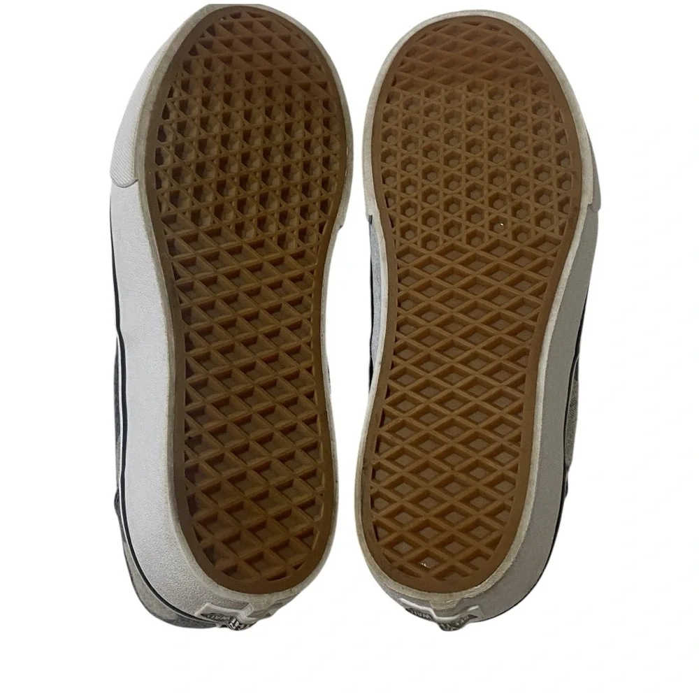 VANS Fuzzy Dot Polka Dot Doheny Platform Sneakers